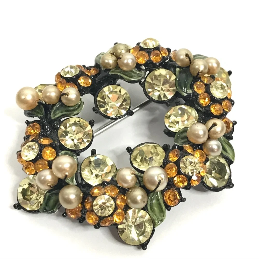 Vintage Rhinestone Brooch Flower Leaf Faux Pearl
